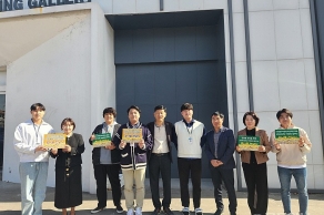 [231109] 김수관 상무수치과 원장, '나눔문화' 확산 앞장, 무등일보 15번째 사랑의 콩나물 250상자 전달 “소외계층에 작은 도움이나마 됐으면”